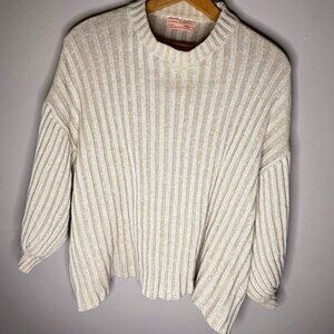 Urban Outfitters 🌿🏵️ Cozy High neck Knit Sweater 3/4 length Sleeve